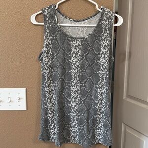 🥳 7/ $10!!! Gray Snake Print Sleeveless Top